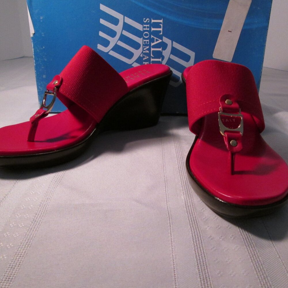 Italian Shoemakers “Cia” Red Sandals – Size 6.5 | New in Box - Picture 3 of 8